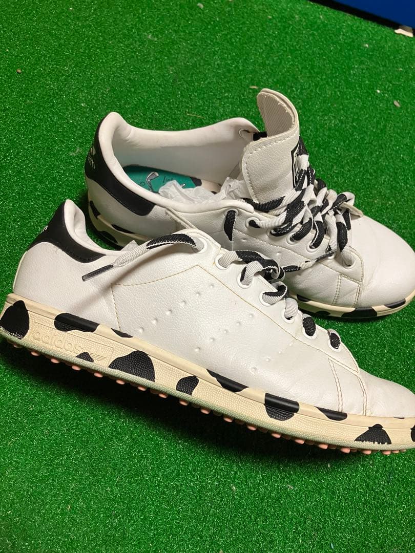 adidas Stan Smithゴルフシューズ 牛柄ソール シューズ