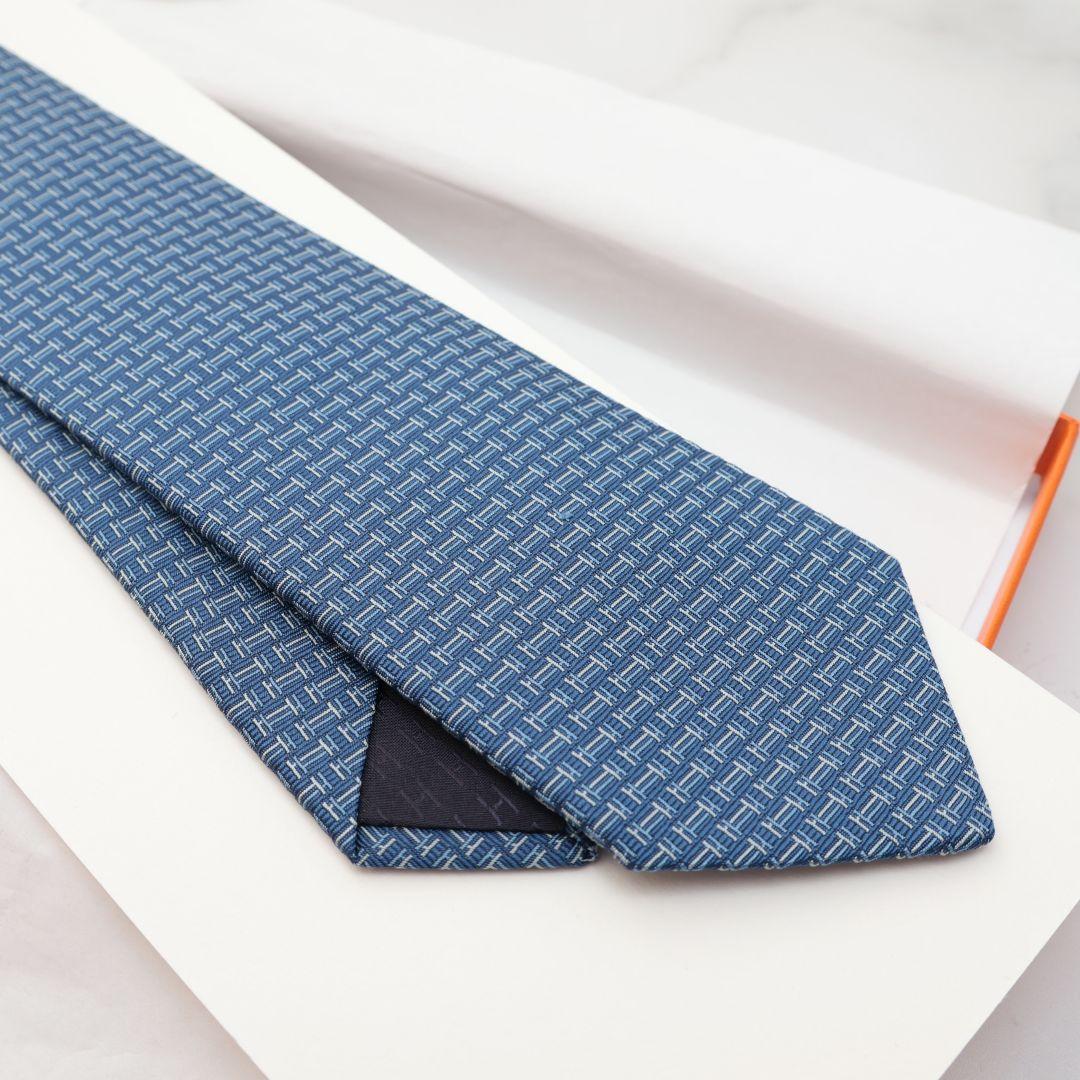 未使用 ソルド HERMES エルメス 青色 ネクタイ