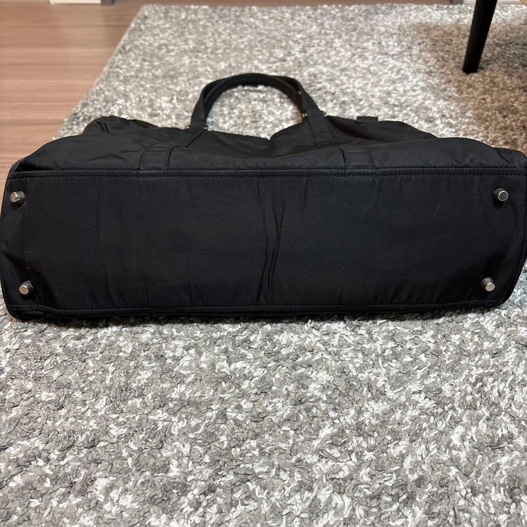PRADA ブラックナイロントートバッグ　ビジネス