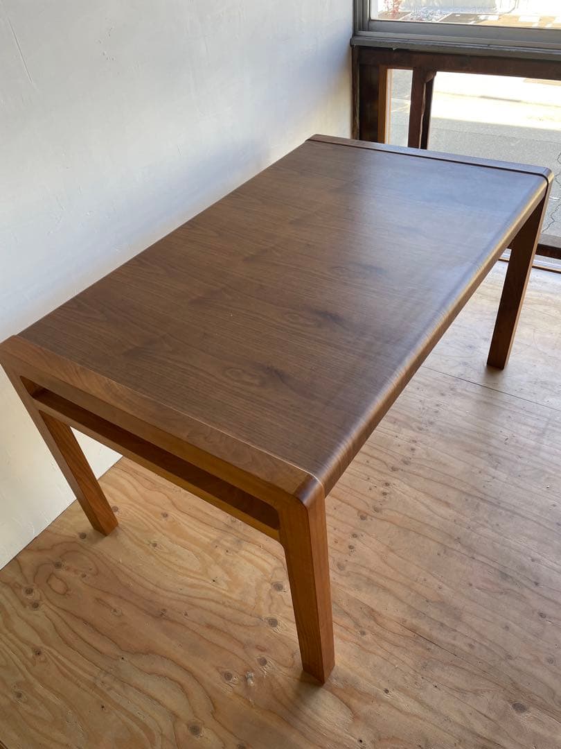 AJIM ballena dining table アジム