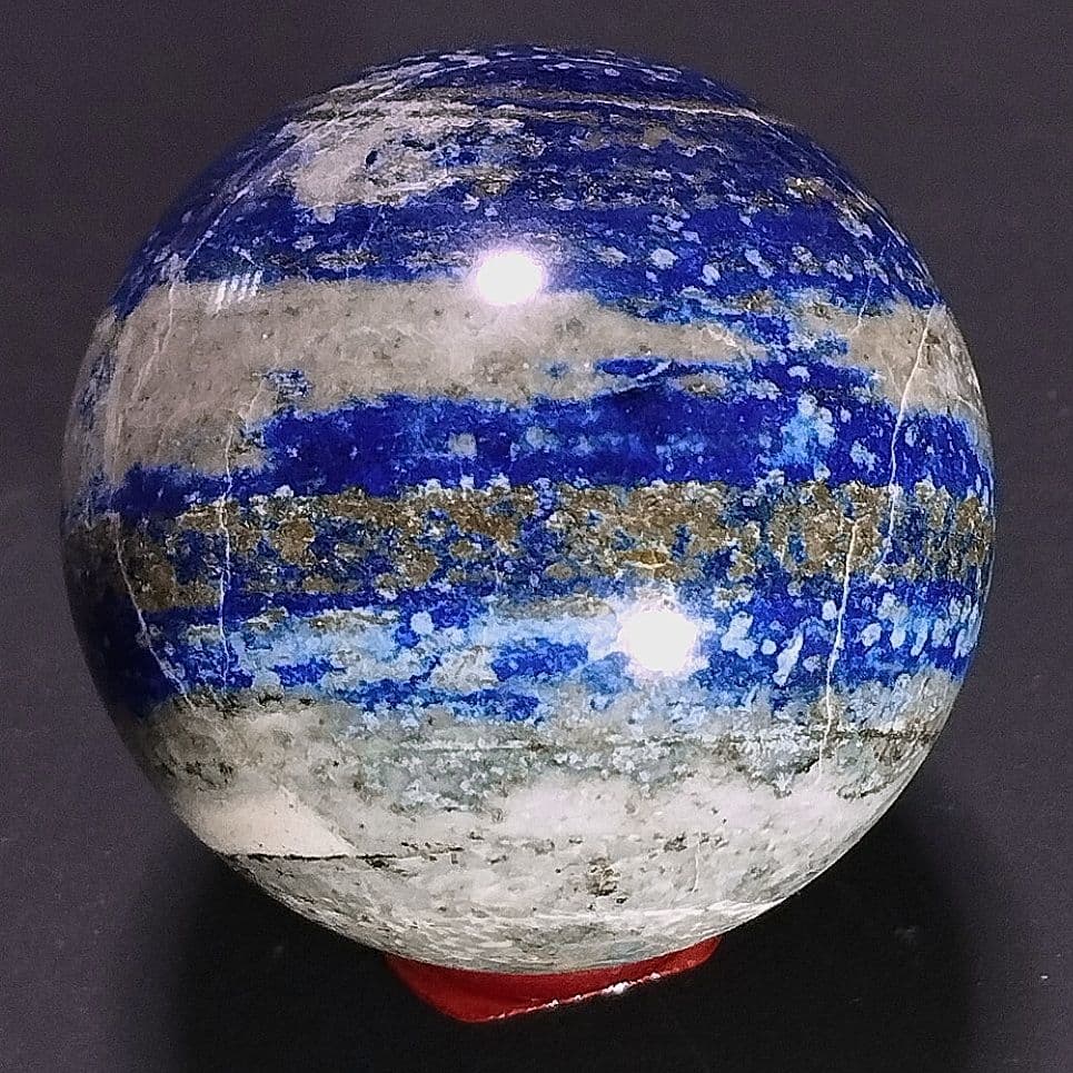 ⑤紫外線蛍光 ラピスラズリインハックマナイト 原石 丸玉 スフィア 台付 55㎜