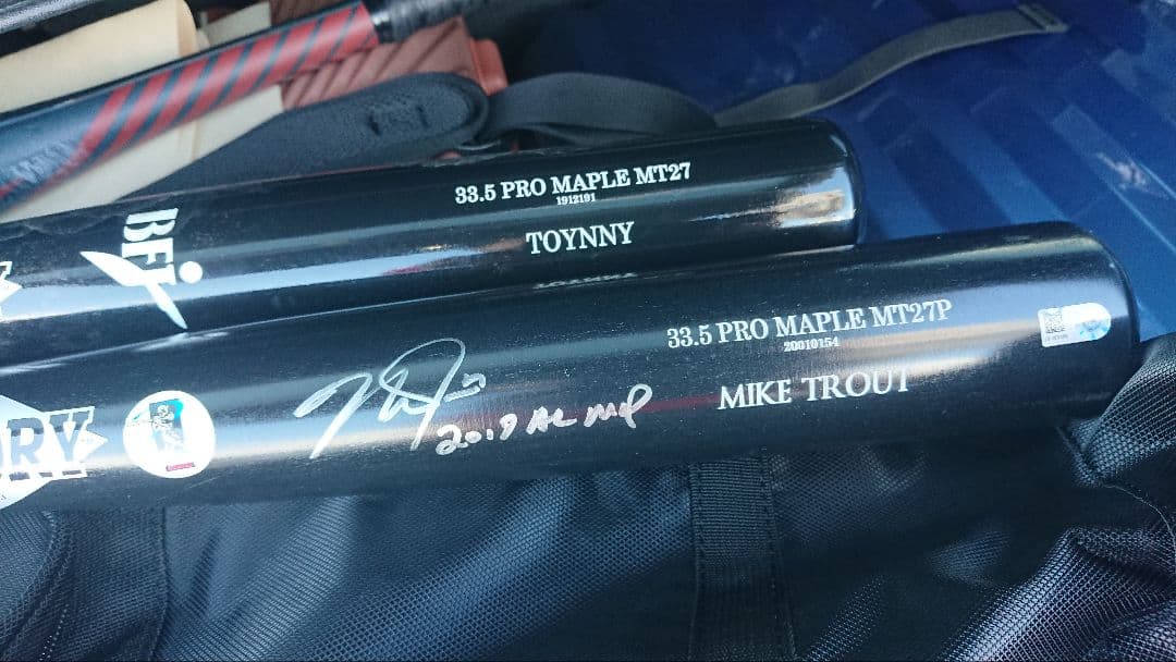 OLD HICKORY MT27P マイク・トラウト 直筆サイン入りバット