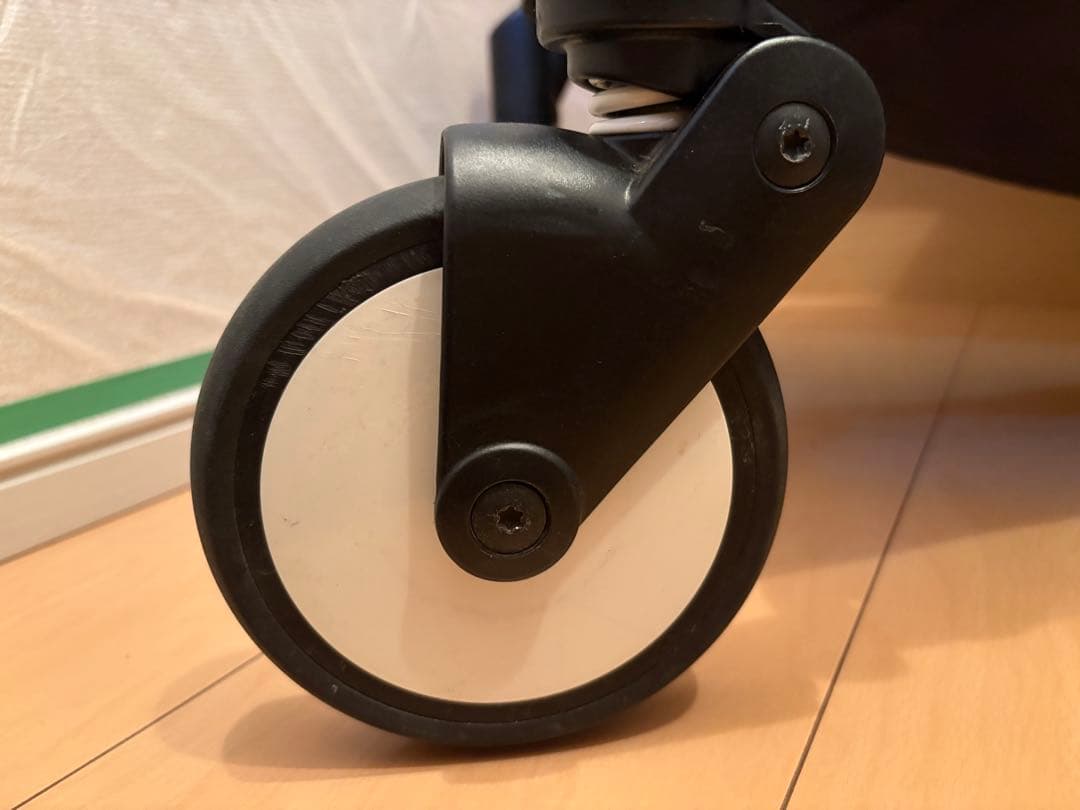 BABYZEN YOYO 6+ ブラック　折りたたみベビーカー