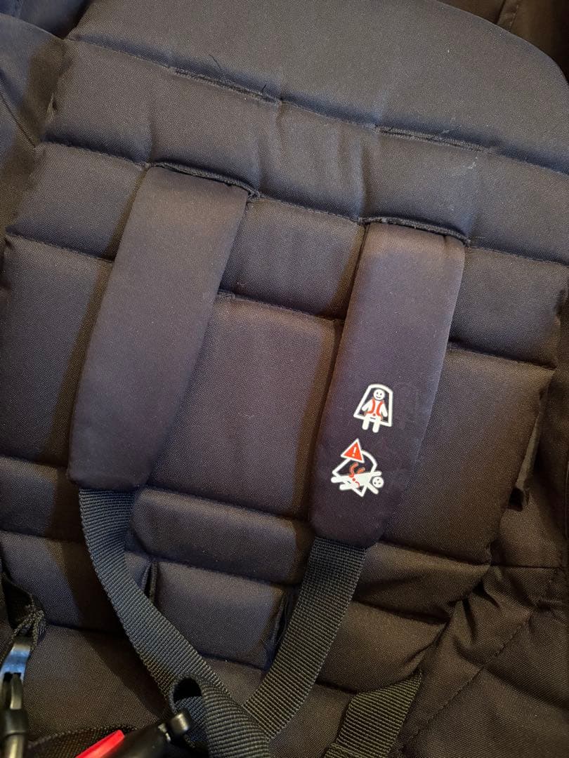 BABYZEN YOYO 6+ ブラック　折りたたみベビーカー