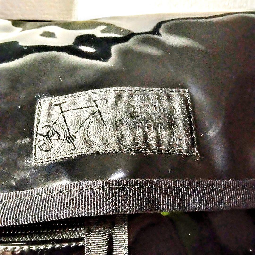 STUSSY × PORTER エナメルメッセンジャーバッグ