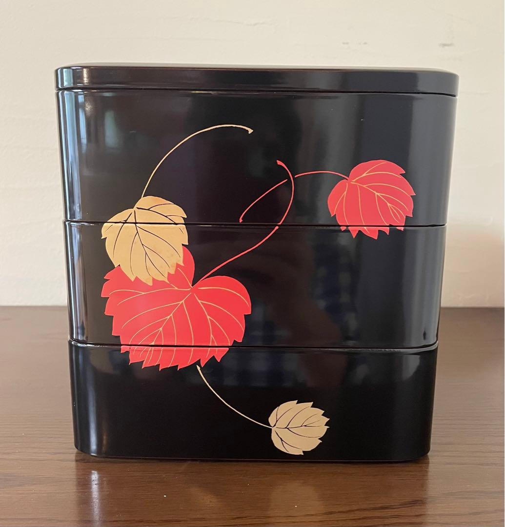 本漆塗り　年輪漆器　 六五三段重 蔦ノ葉