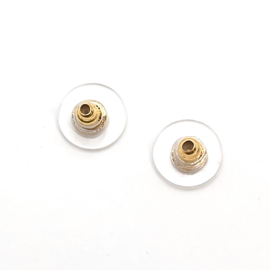 BURBERRY バーバリー　ピアス ロゴ刻印 メタル ゴールドカラー　スタッド