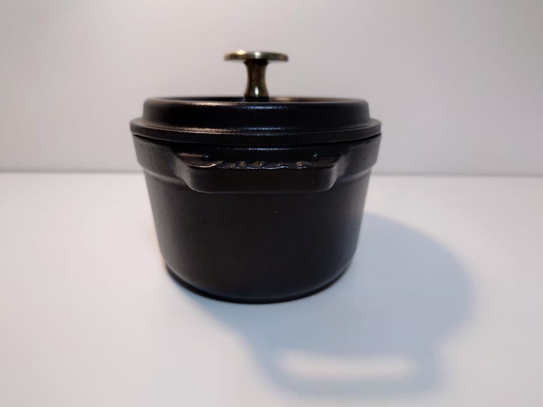 ストウブ ココット オーバル 17cm ブラック