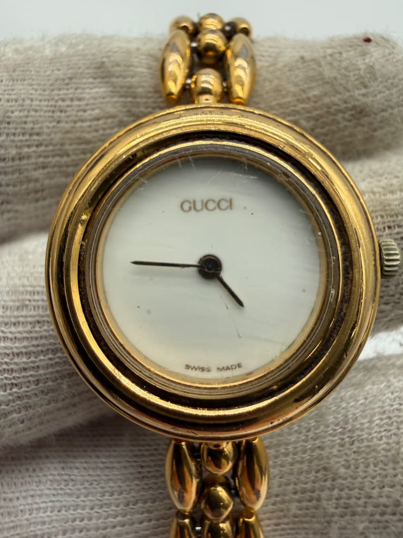 E*y様 GUCCI 腕時計