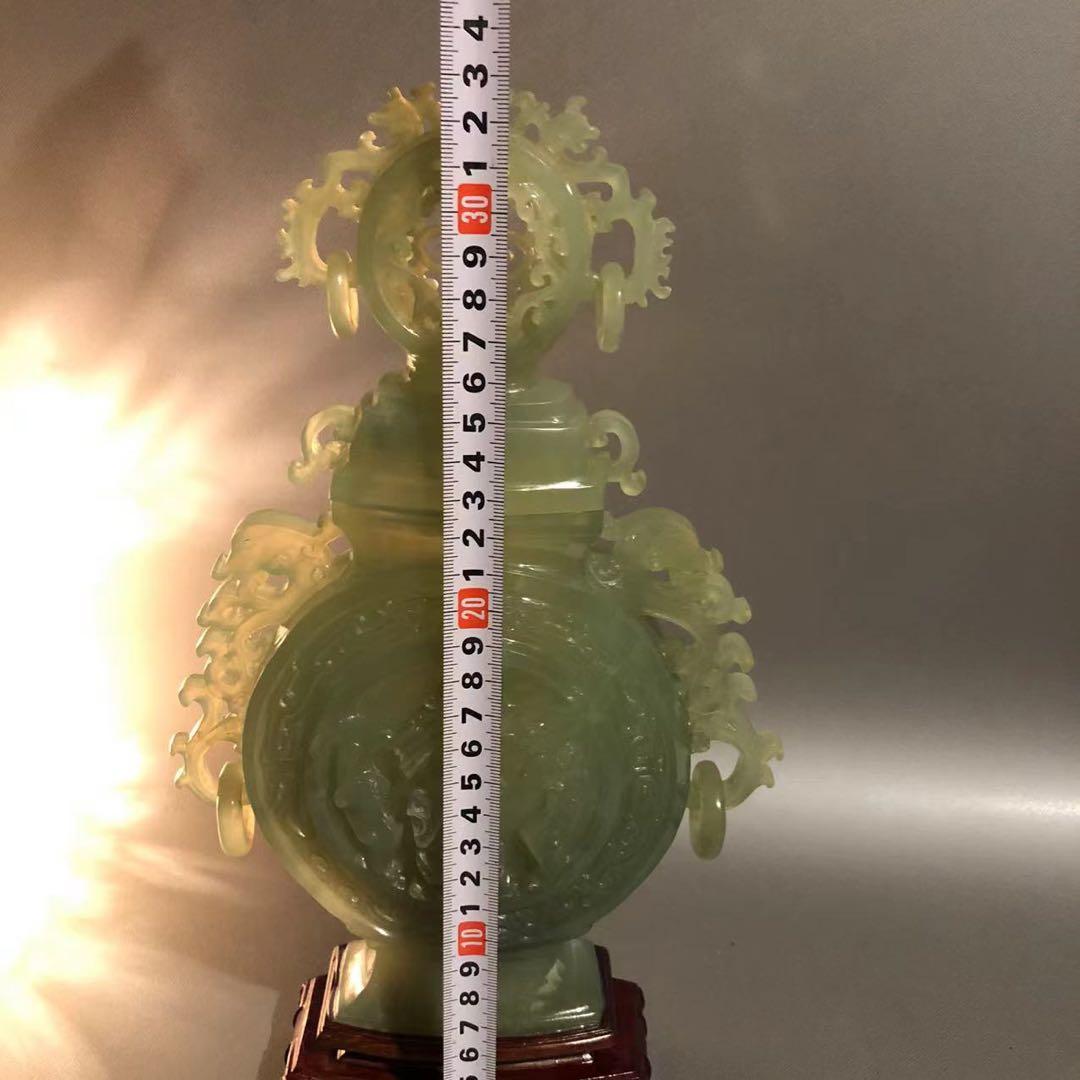 N191、天然石翡翠色 香炉 壺 飾り 高浮彫り 透かし彫り　極上彫刻 遊環