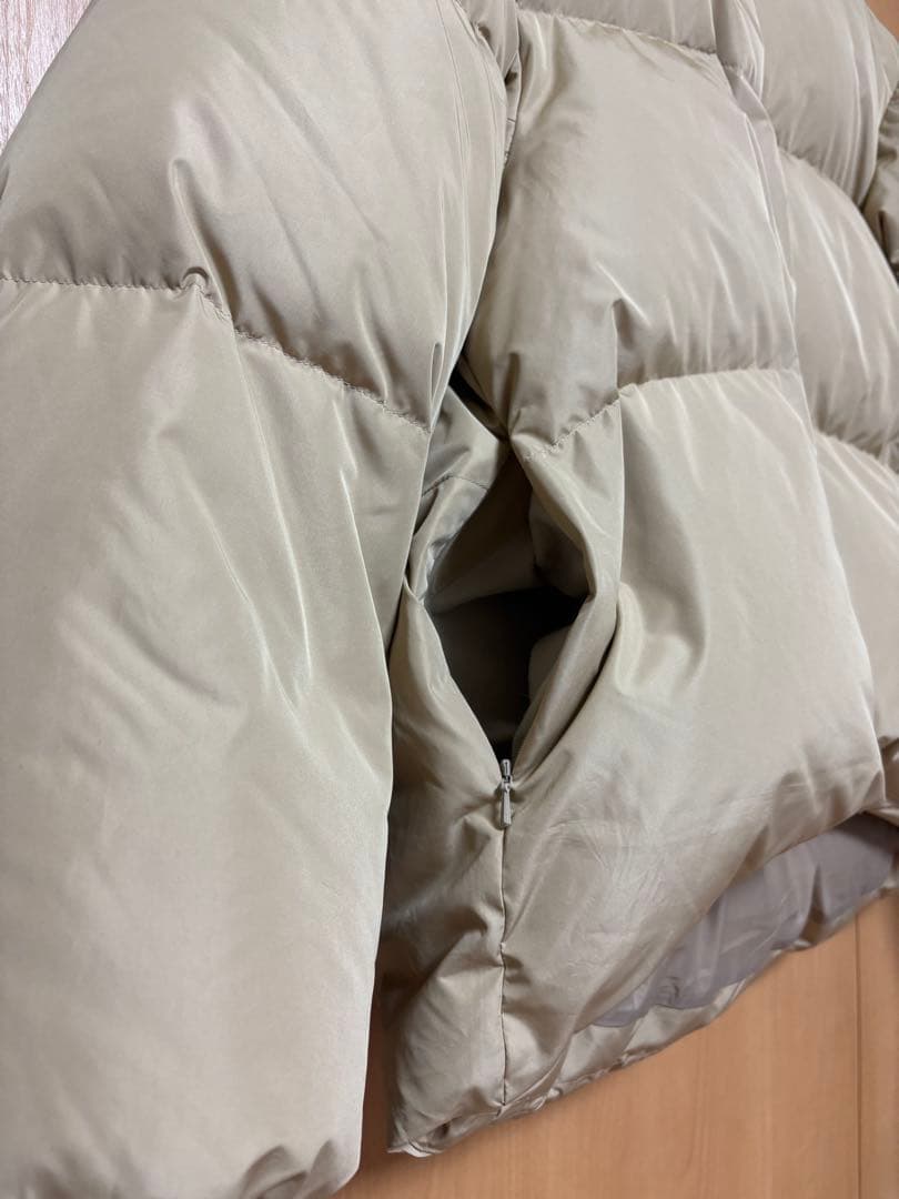 ベイジLACAN / ドロスト付きショートダウン