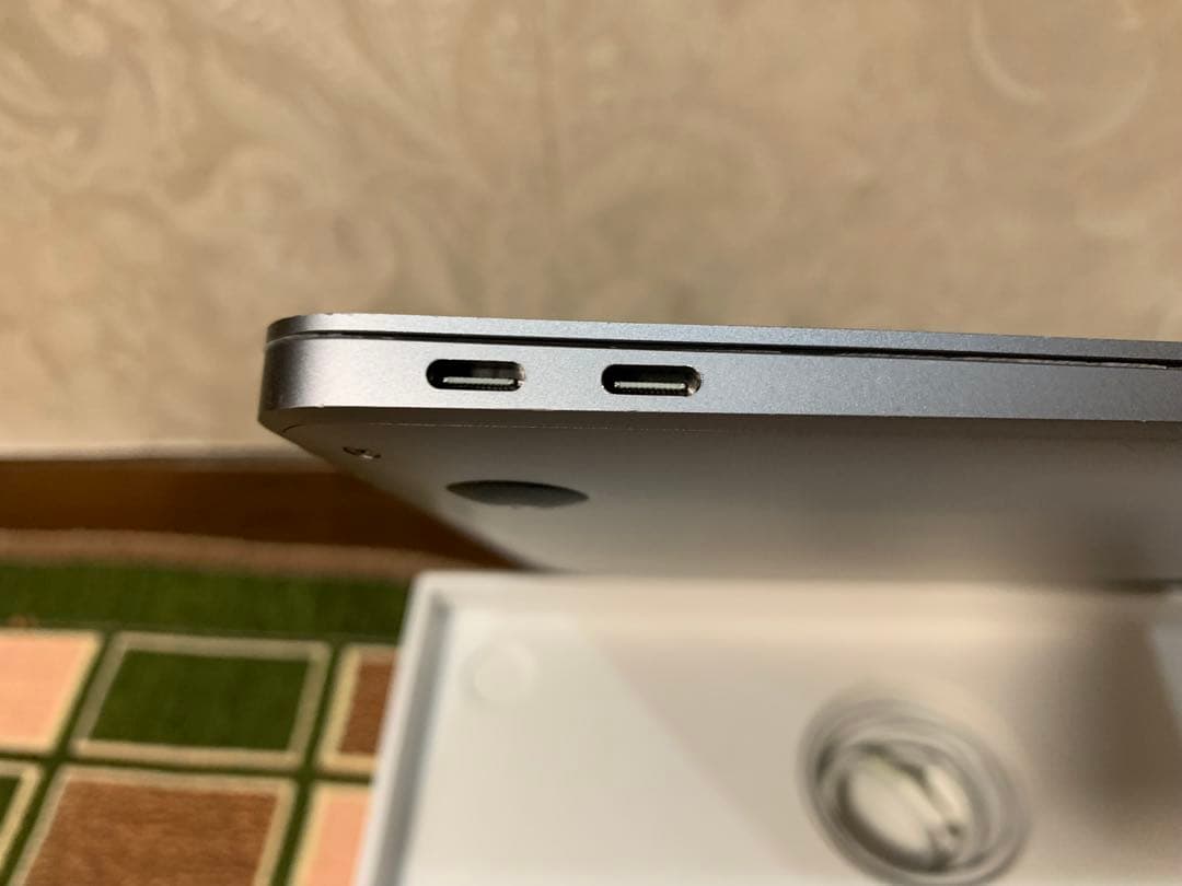 N*H様 Apple MacBook Air 13インチ シルバー