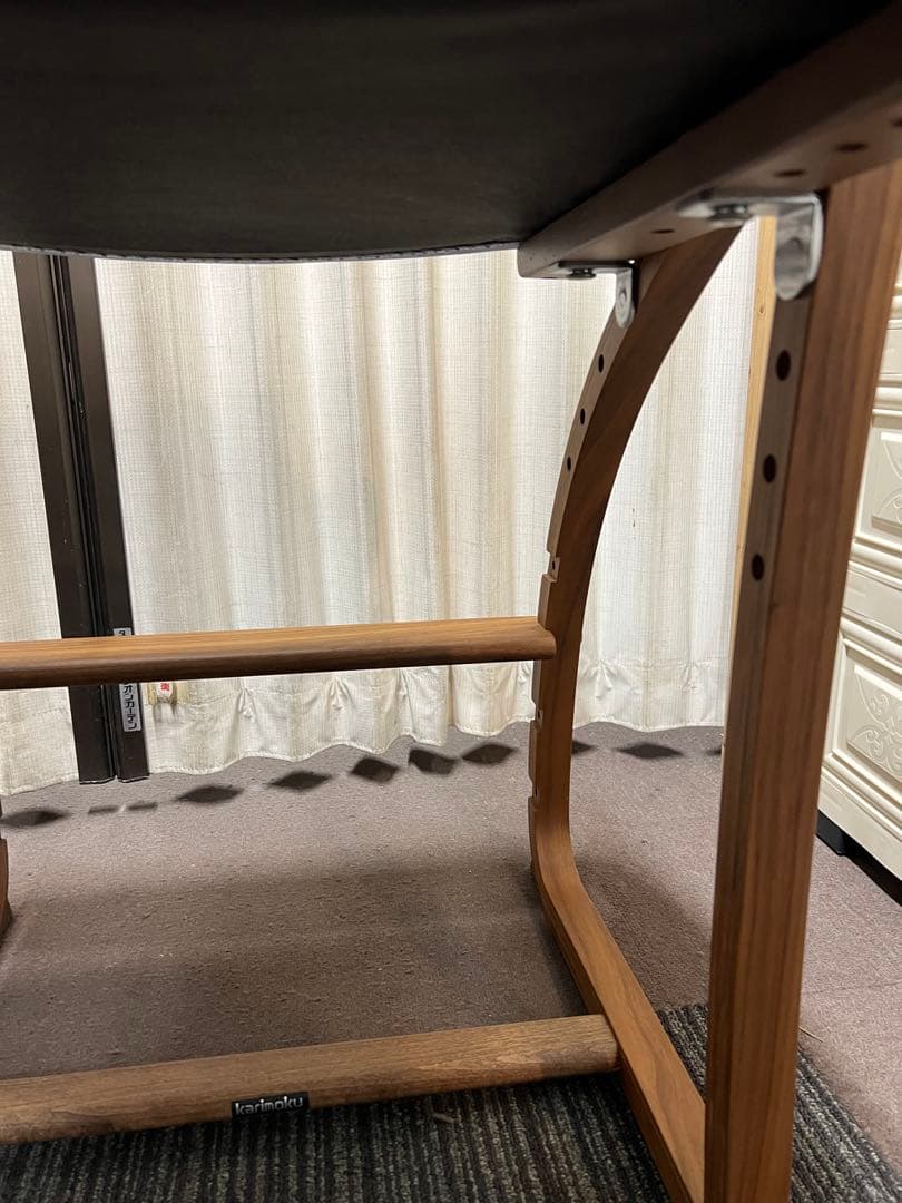 N1【used】カリモク デスクチェア XT2451KR フローラルブルー