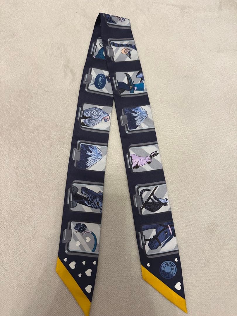 エルメス　HERMES ツイリー　ネイビー