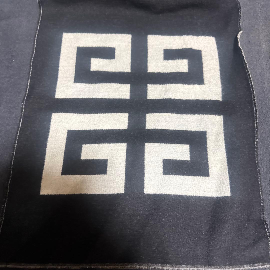 GIVENCHY ロゴマフラーGV3518J4546 1 BLACK/WHITE