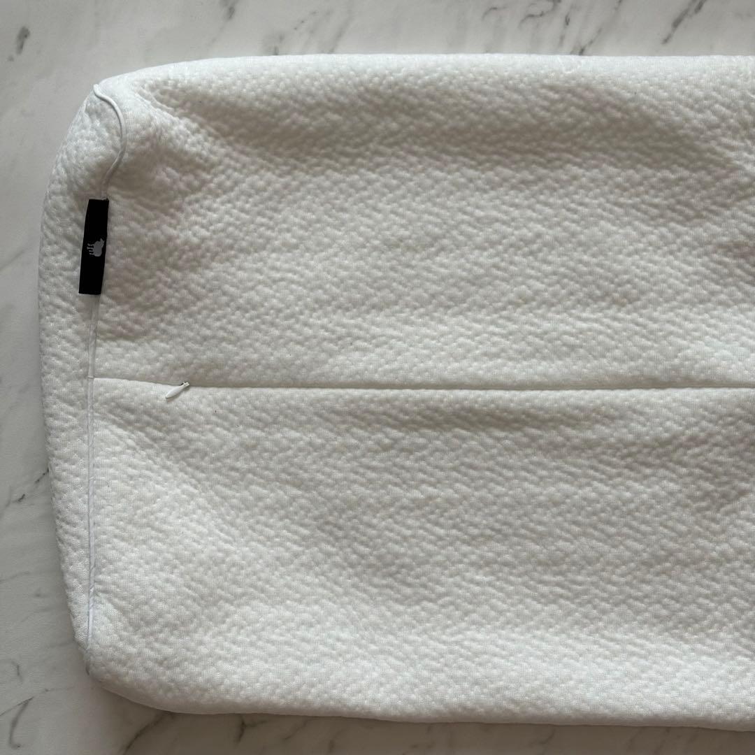 ヒツジのいらない枕 至極 本体＋専用カバー2枚＋専用箱付