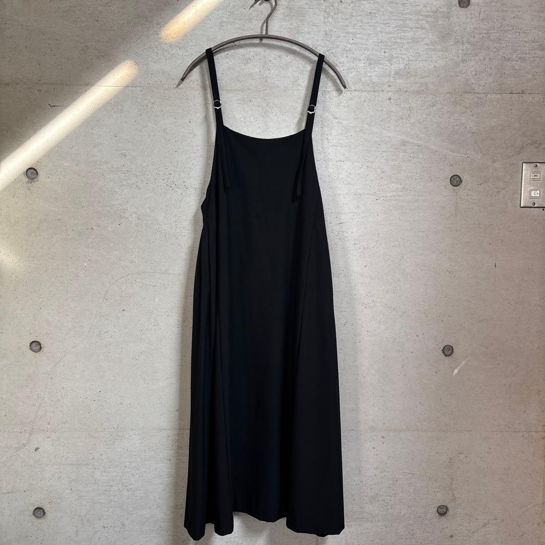 北欧暮らしの道具店　サイドタックのサロペットスカート