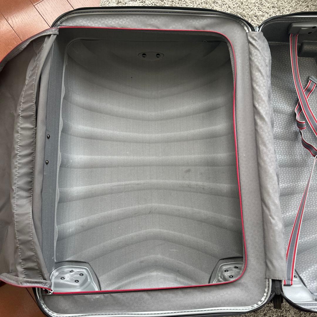 美品　サムソナイトの大型軽量スーツケース