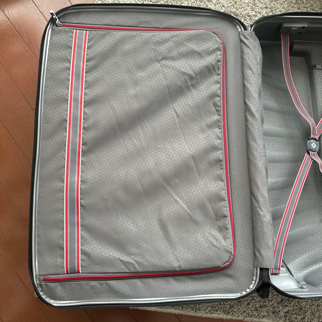 美品　サムソナイトの大型軽量スーツケース