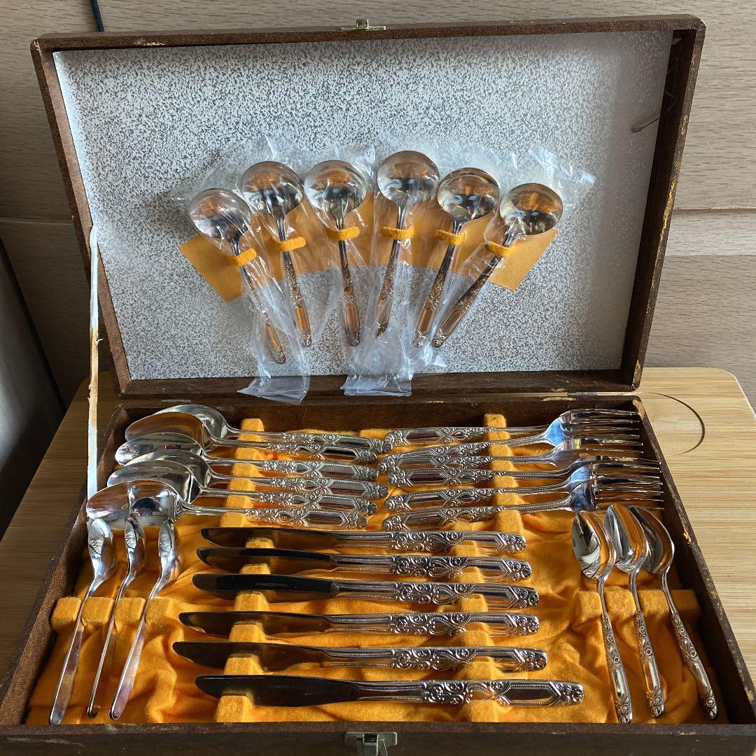 STAINI ESS STEELカトラリーケース付き