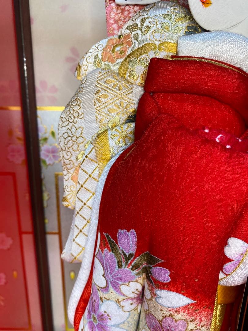 羽子板　立体振袖　ガラスケース１３号・サイズ間口約２９×奥行約２４×高さ約５５㎝