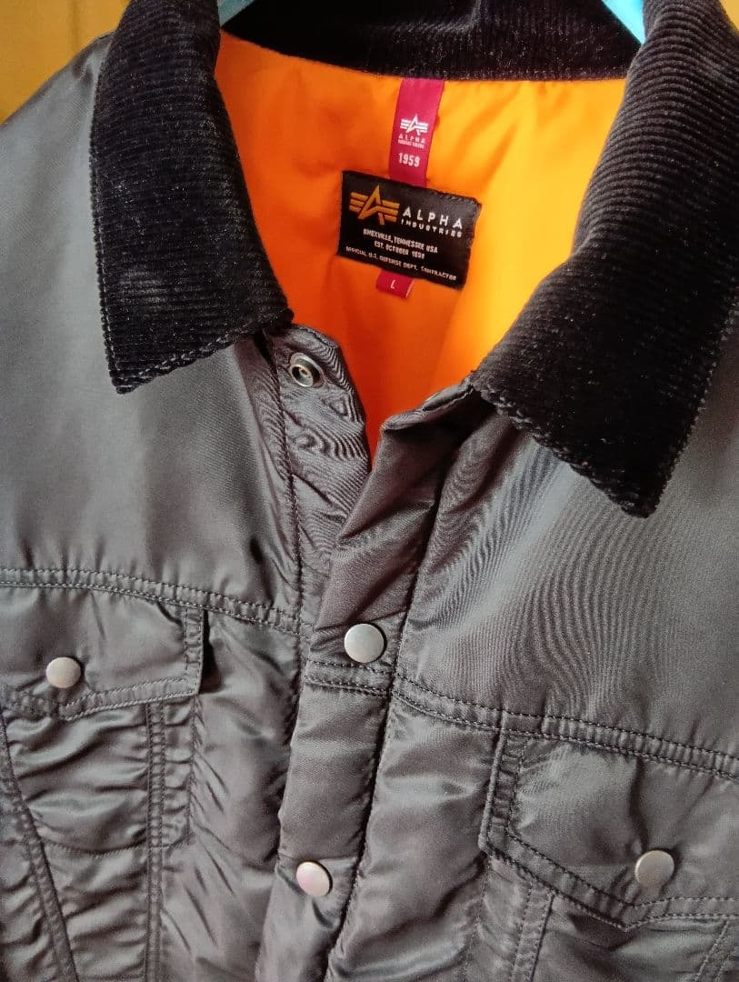 ALPHA トラッカージャケット ブラックLサイズ
