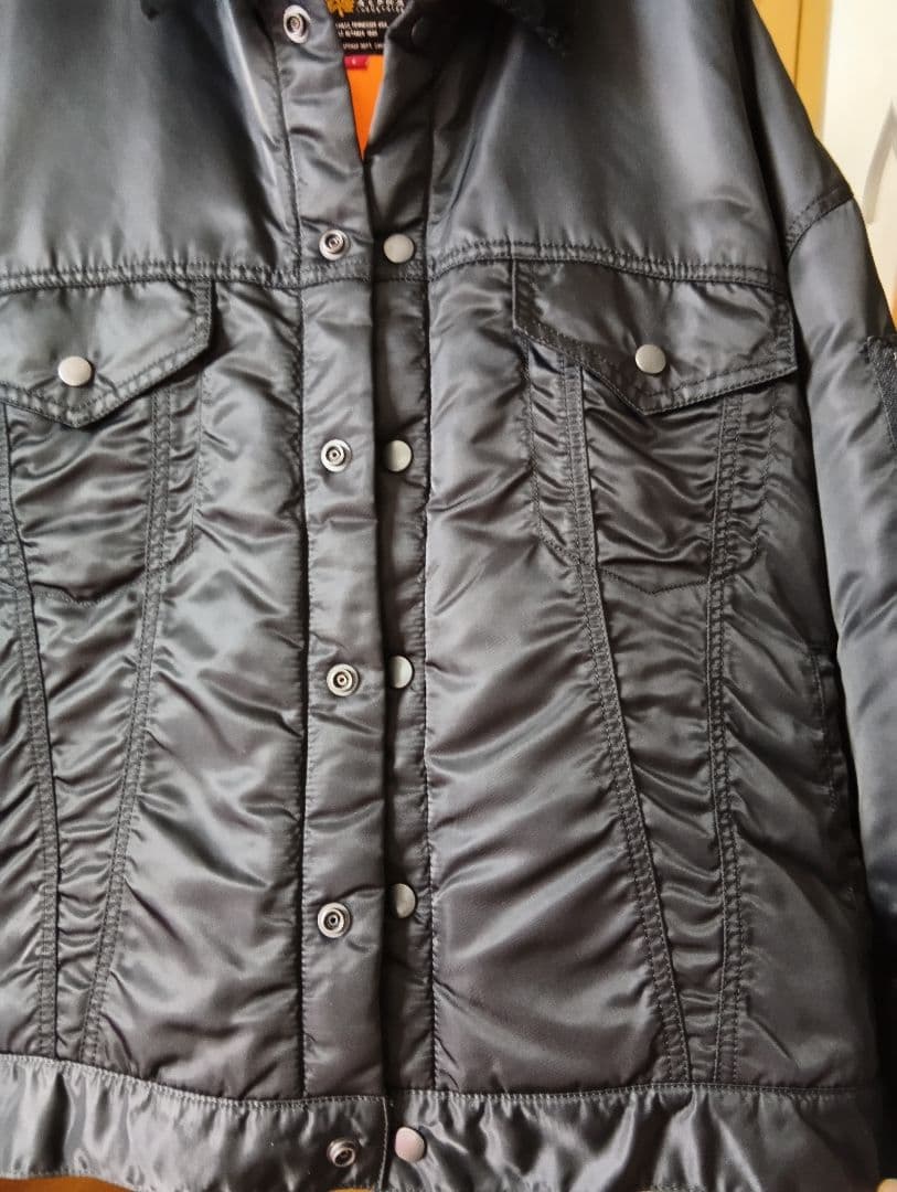 ALPHA トラッカージャケット ブラックLサイズ