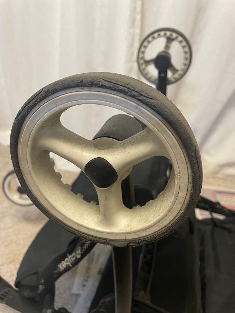 Cybex LIBELLE ベビーカー 5点式シートベルト