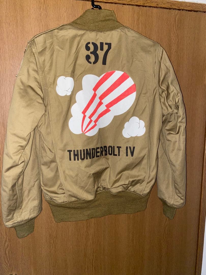 試着のみ美品 タンカースジャケット サンダーボルト Sサイズ