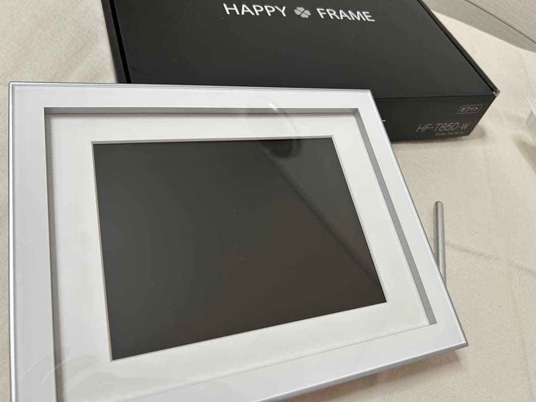 デジタルフォトフレーム　　Pioneer HF-TB01 ホワイト