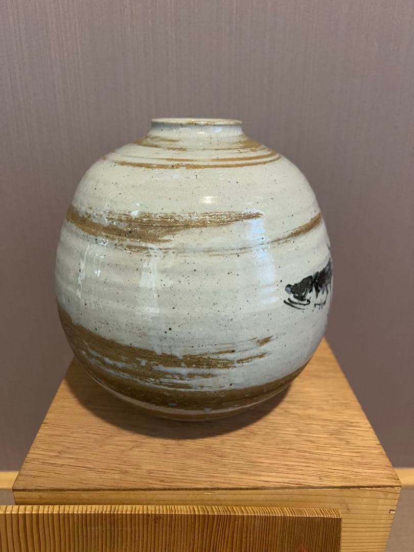 魚の絵柄 陶器製 花瓶