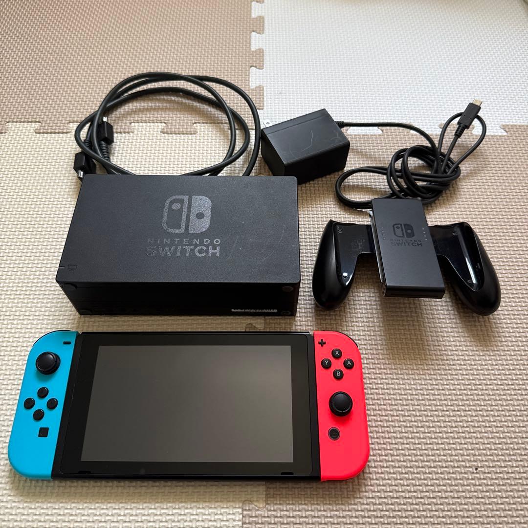 Switch 本体 (ストラップのみ欠品)