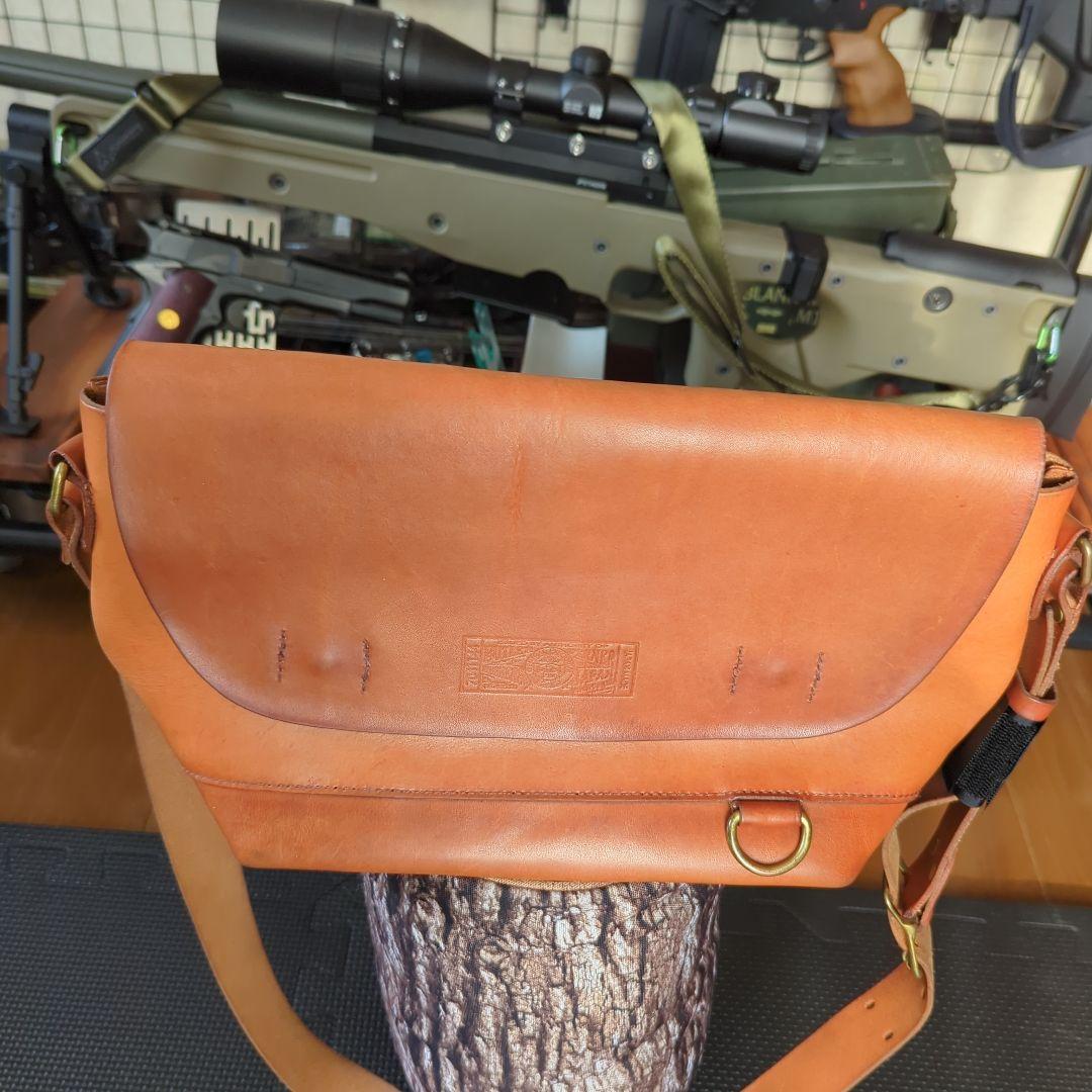 バトラーバーナーセイルズ　ショルダーバック（美品）