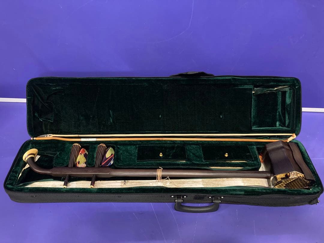 B）中国民族楽器 丁豪康精製 高級 明清古料 老紅木 二胡 弓 ケース 付属品付