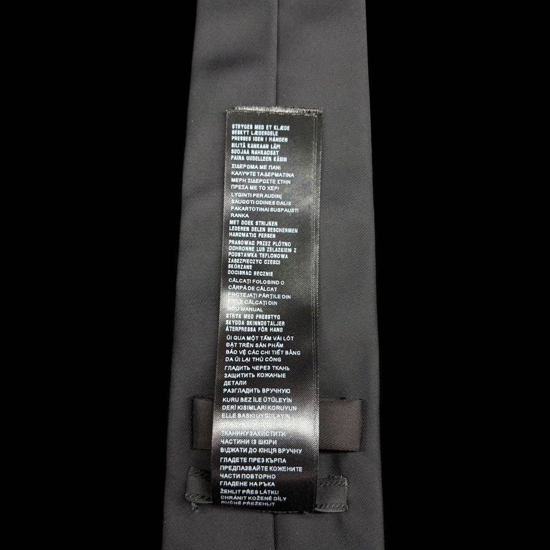 PRADAプラダ 三角ロゴプレート ギャバジンネクタイ