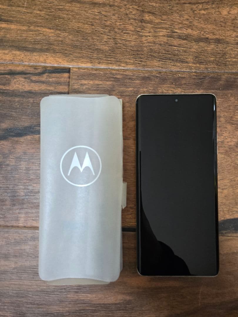 Motorola edge 50s Pro 本体