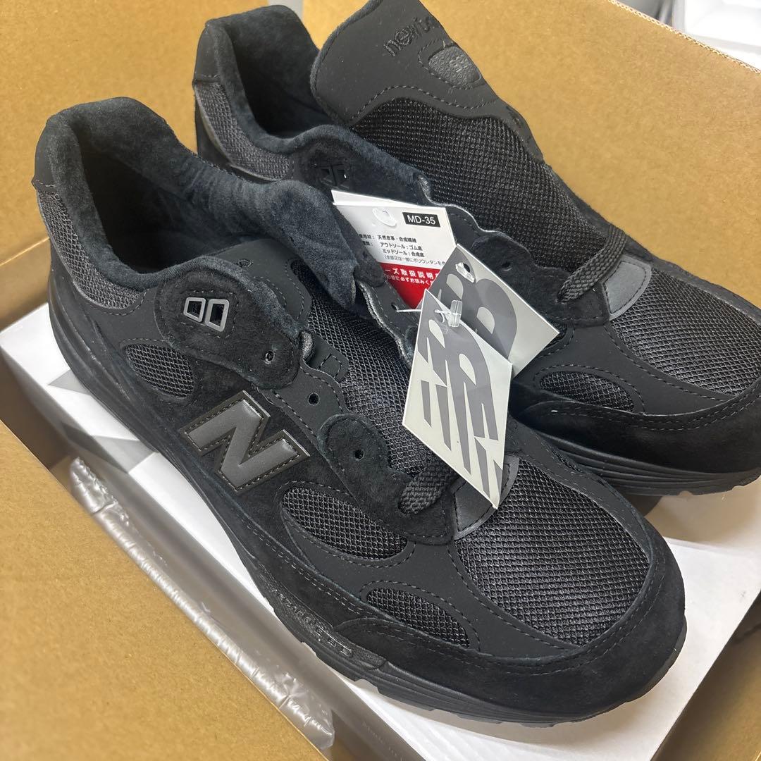 New Balance U992TBブラックスニーカー
