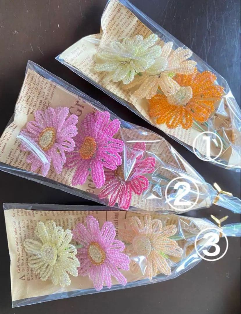 【専用】ビーズフラワー❋バラ、カーネ、ガーベラ❋
