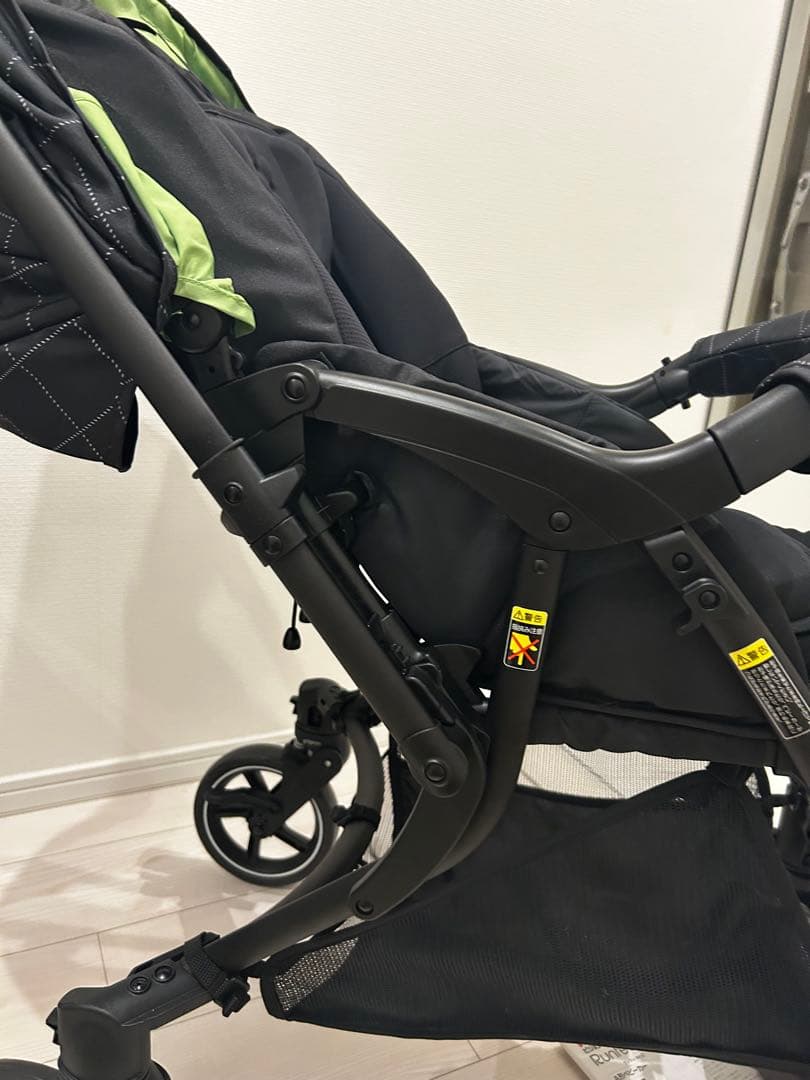 【美品】ピジョン　Runfee ランフィ　RA8(RB1Z) 　ベビーカー
