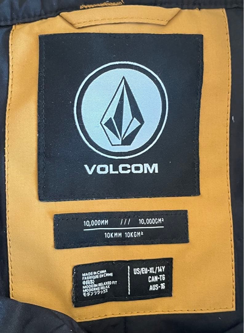 スノーボード VOLCOM KIDS JACKET & BARKLEY BIB OVERALL