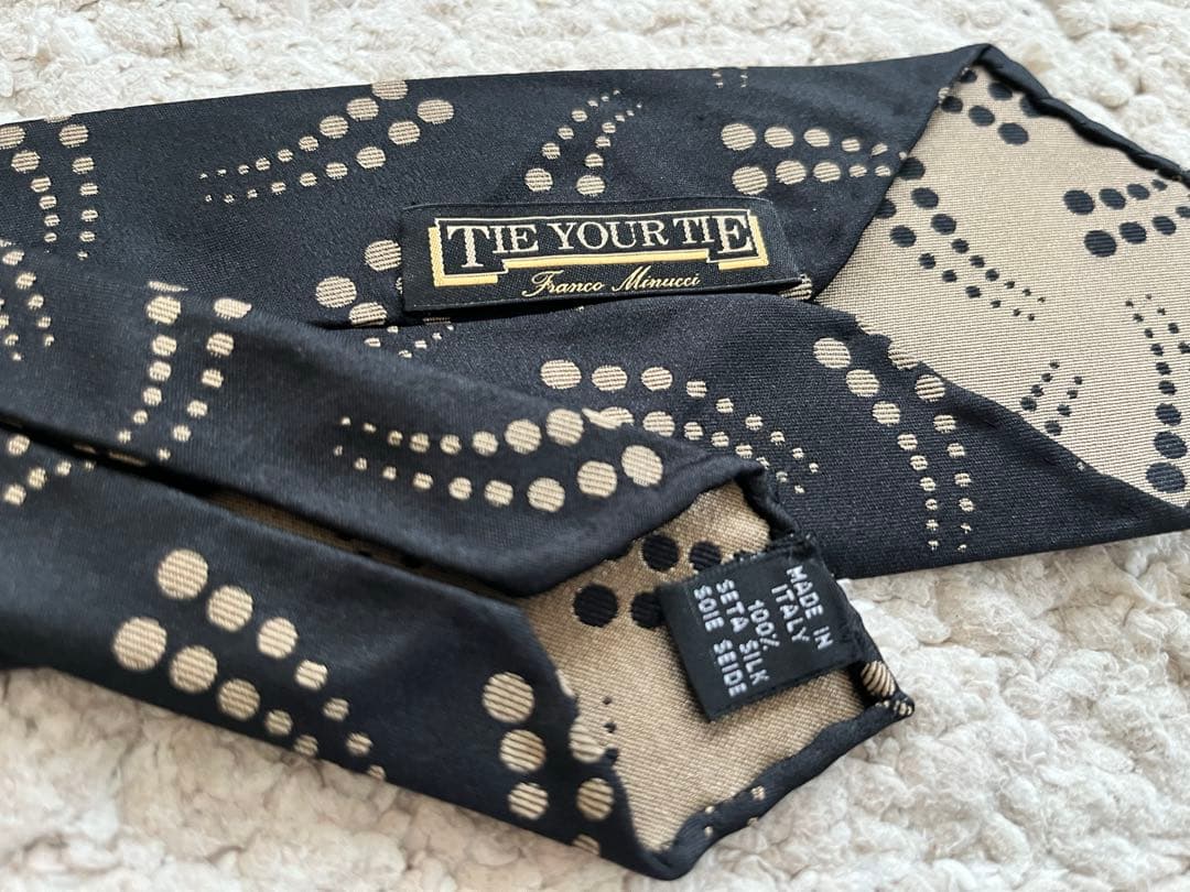 【新品】TIE YOUR TIE タイユアタイ シルクプリント ジオメトリック