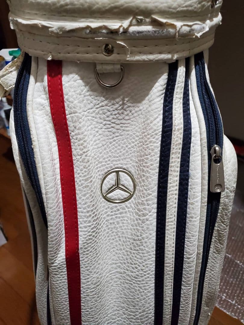 ベンツとタイトリストコラボ　キャディーバッグ