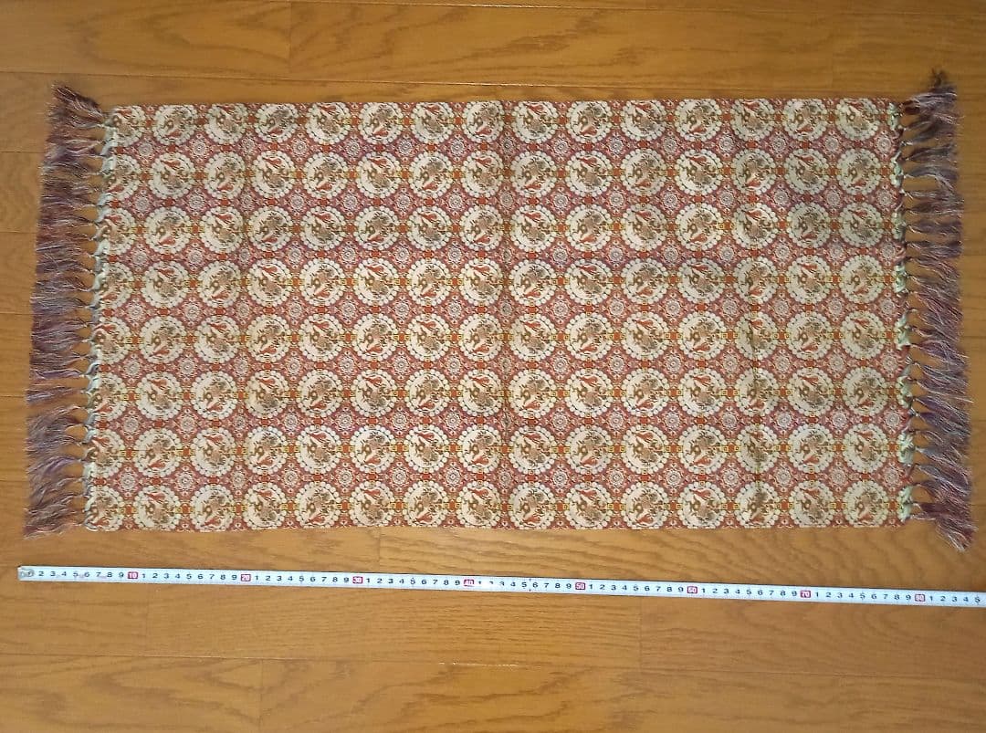 テーブルセンター　シルク　箱有