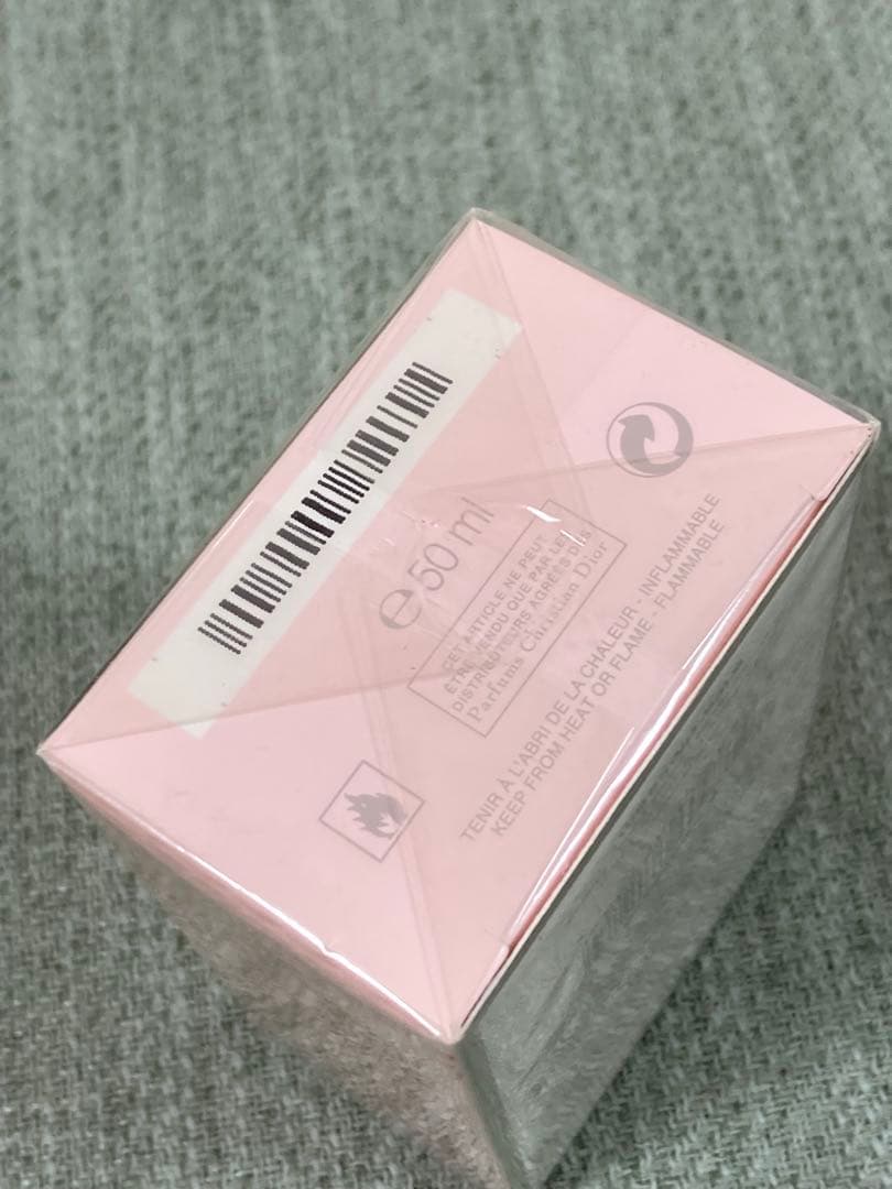 ディオール ミスディオールシェリーブルーミングブーケEDT50ml 未開封￼