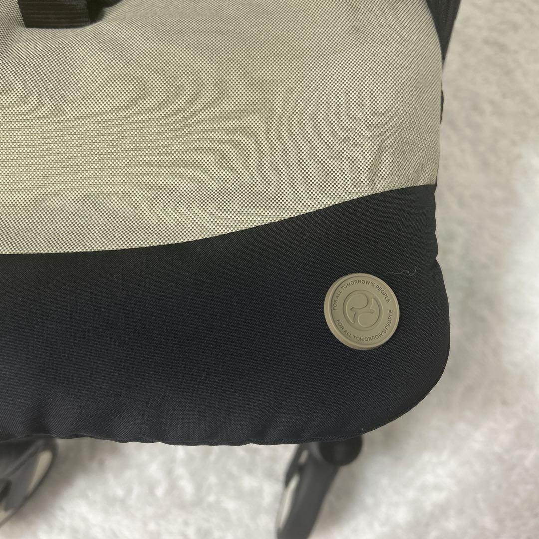 cybex サイベックス　リベル　ベージュ　コンパクトベビーカー