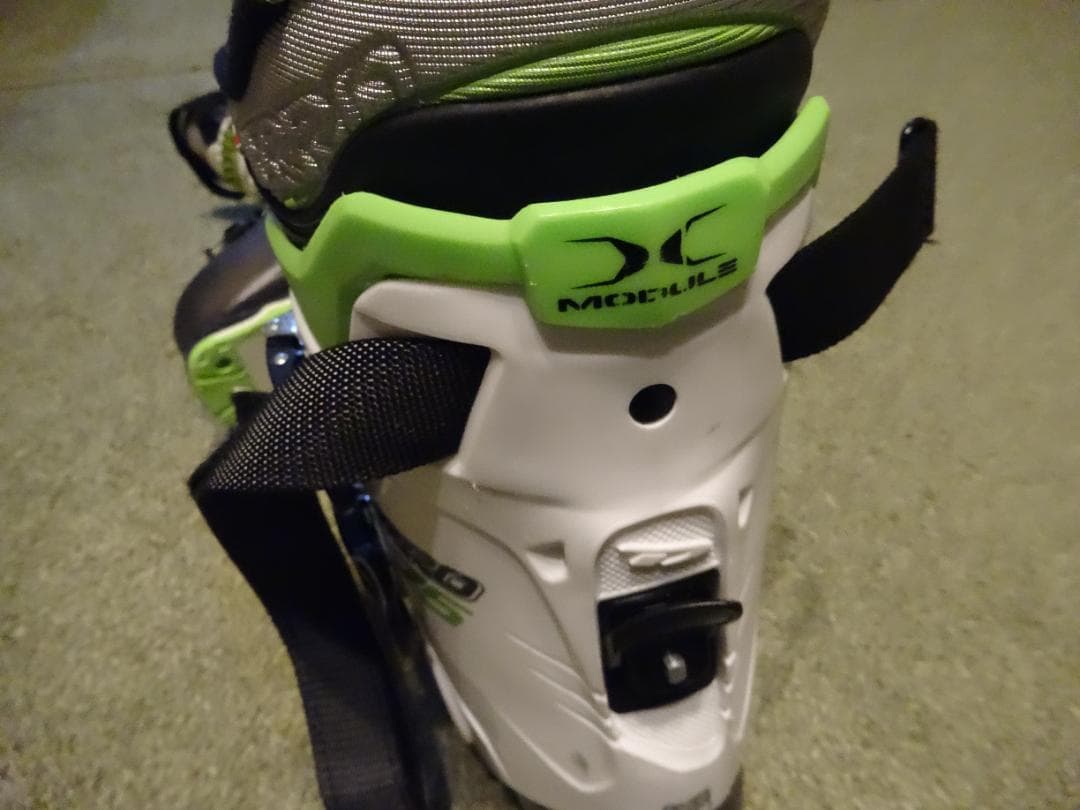 スキー　ブーツ　DALBERRO AERRO 75　26,5cm