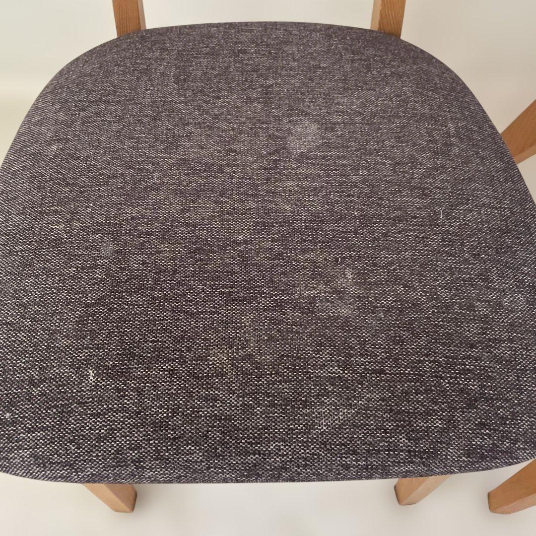 都内直接引き取り限定　カリモク60ダイニングテーブル1300 オマケ椅子二脚