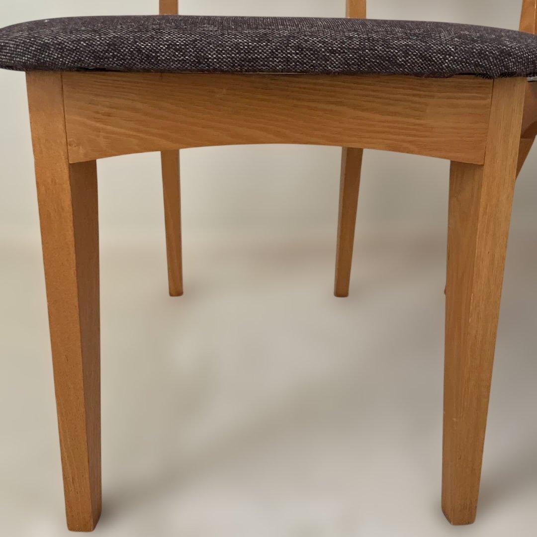 都内直接引き取り限定　カリモク60ダイニングテーブル1300 オマケ椅子二脚