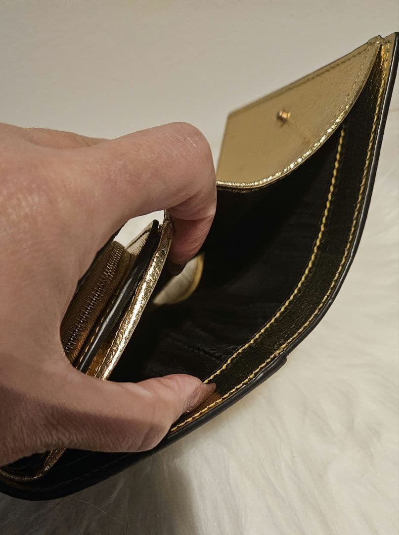 GUCCI 　グッチ財布　ダブルG メタリック　ゴールド