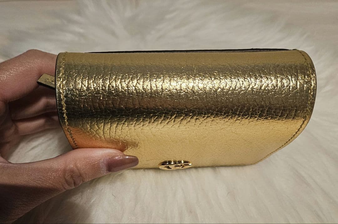 GUCCI 　グッチ財布　ダブルG メタリック　ゴールド